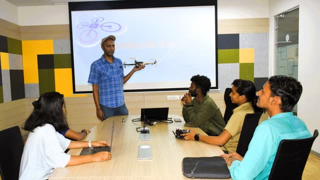 Workshop photo 6